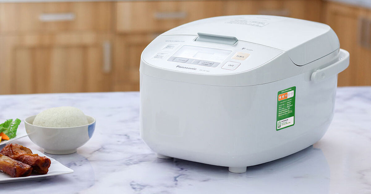 Review chi tiết về nồi cơm điện tử Panasonic SR-ZE185WRAM