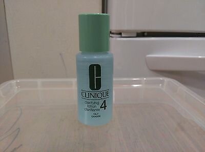 Review Clinique Clarifying Lotion 4 - Tone dành cho da rất dầu/hỗn hợp thiên dầu