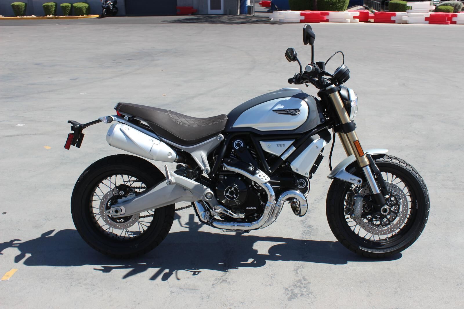 Review Ducati Scrambler 1100 Special: Thông số, Giá bán, Thiết kế