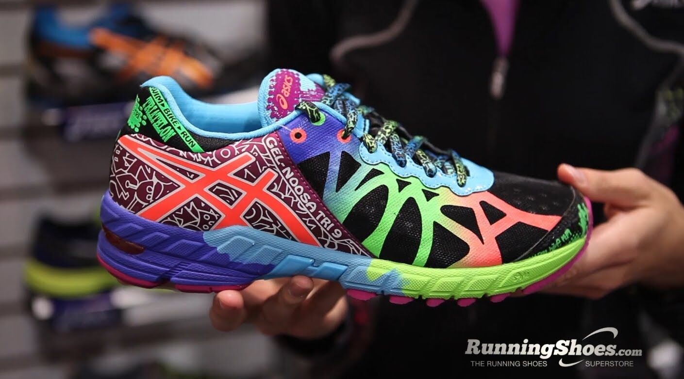 Review giày chạy Asics Gel Noosa tri 9