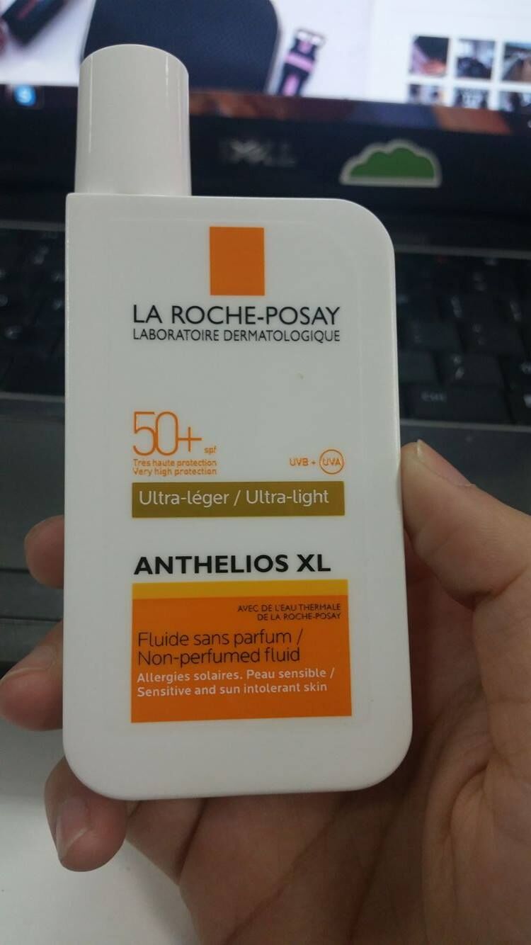 Review kem chống nắng La Roche Posay Anthelios XL SPF 50+ Ultra Light Fluid