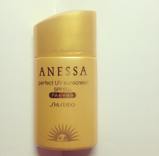Review kem chống nắng Shiseido Anessa Perfect UV sunscreen SPF 50 PA +++