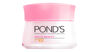 Review kem dưỡng da Pond ban ngày có tốt không? Cách sử dụng ra sao?