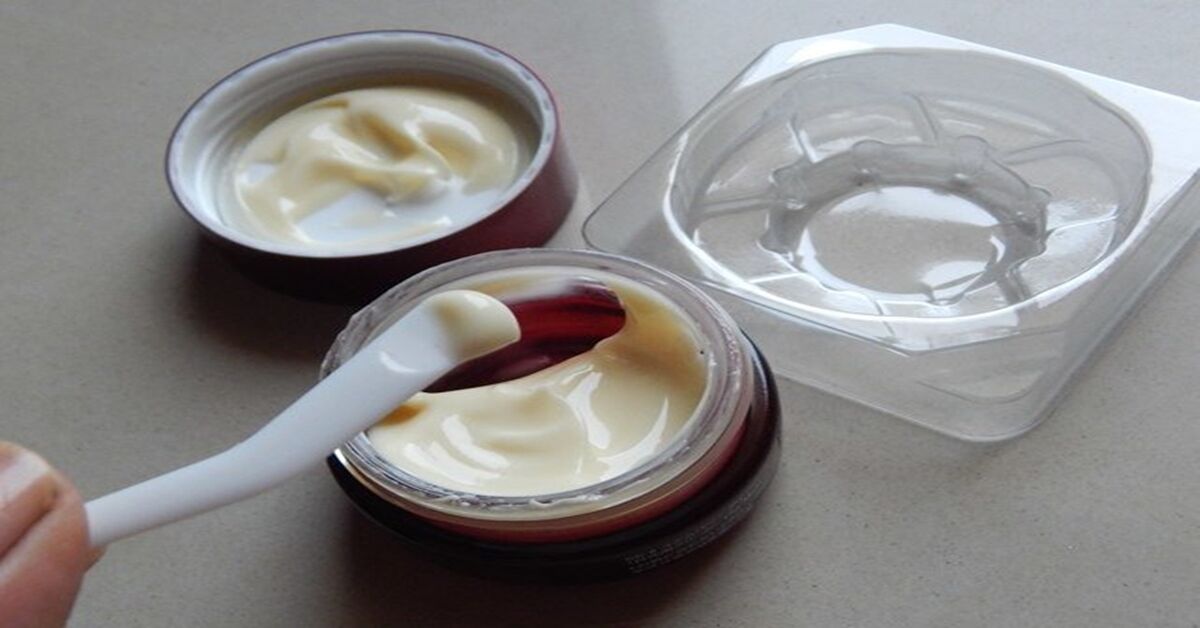 Review kem dưỡng mắt SKII Stempower Eye Cream