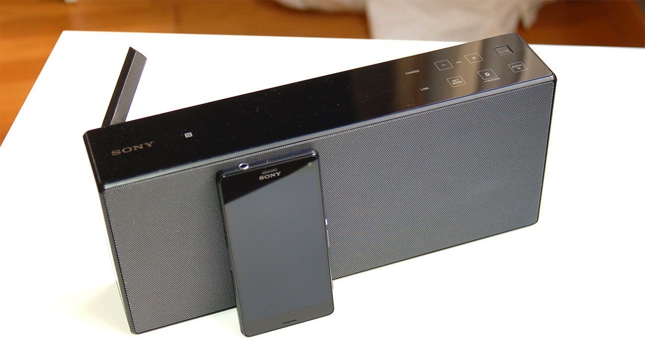 Review loa không dây bluetooth Sony SRS X7