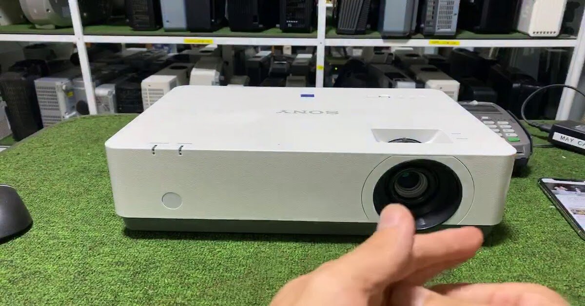 Review máy chiếu Sony VPL-EX435
