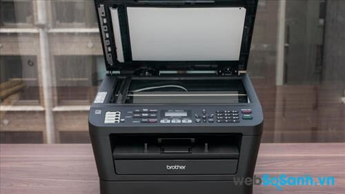 Review máy in đa năng đen trắng không dây  Brother MFC - 7860DW