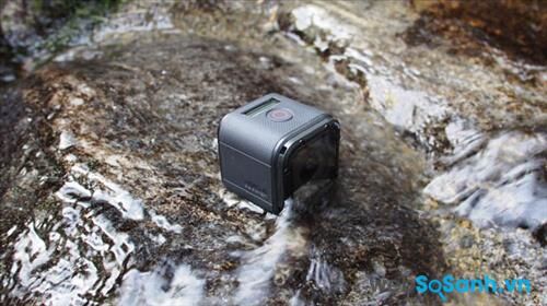 Review máy quay thể thao có kích thước siêu nhỏ GoPro Hero 4 Session