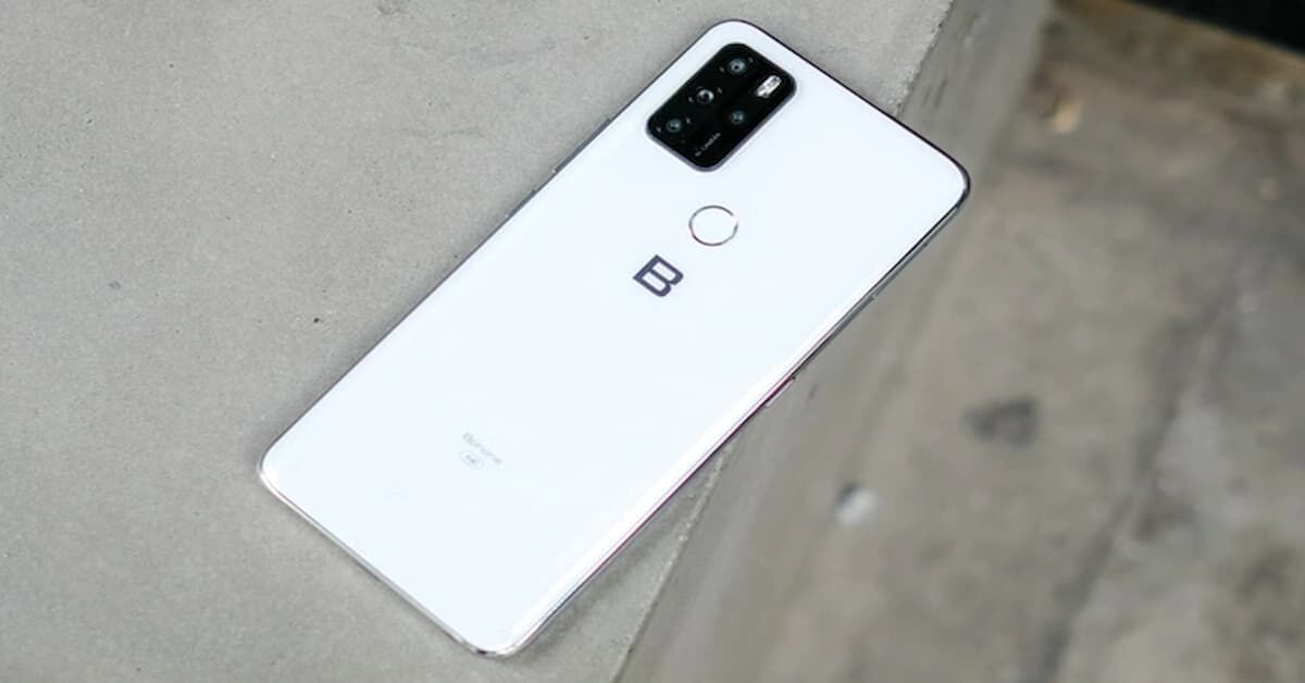 Review nhanh điện thoại Bphone A40: Giá rẻ, trang bị ổn