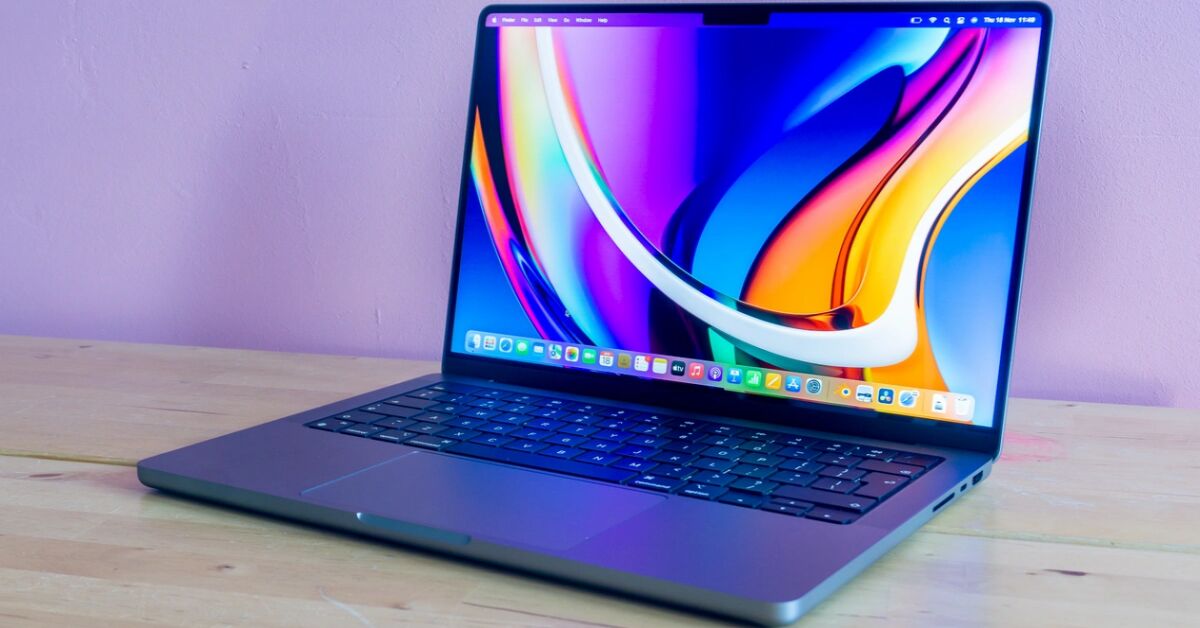 Review nhanh về chiếc Laptop MacBook Pro Z15J003BD