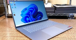 Review nhanh về laptop Dell Inspiron 16 5625: Trải nghiệm Multimedia vượt trội