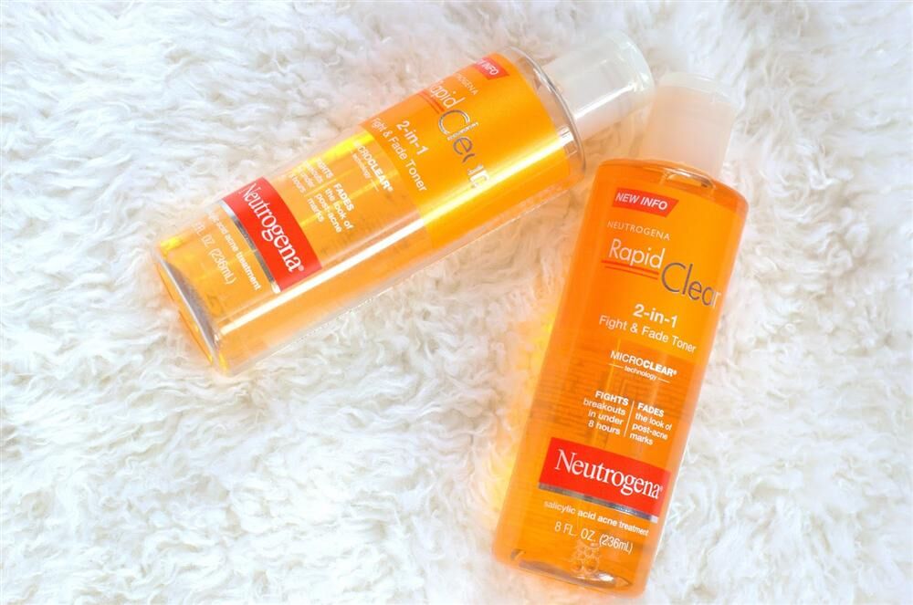 Review nước hoa hồng trị mụn Neutrogena Rapid Clear