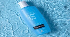 Review nước hoa hồng Neutrogena có tốt không? Có nên mua để sử dụng không?