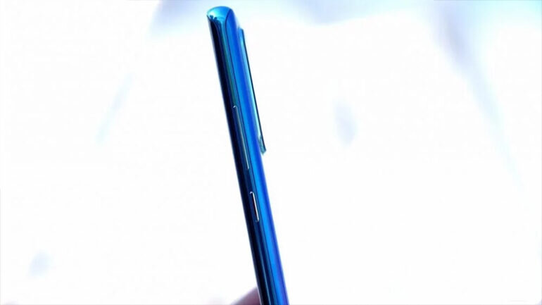 Huawei P30 Pro và Oppo Reno 10x Zoom