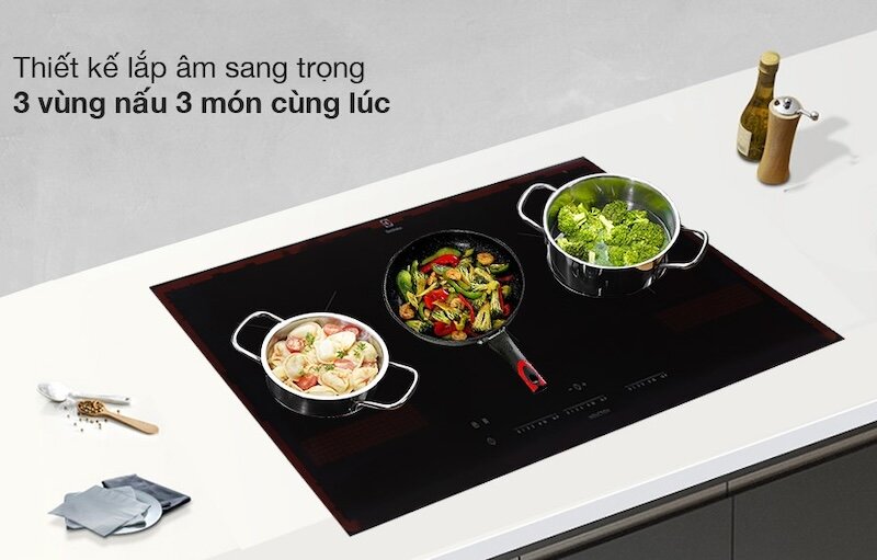 Bếp từ Electrolux EIT913: Đánh giá chi tiết về thiết kế, tính năng và hiệu năng