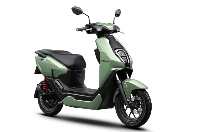 Giá pin xe máy điện Honda ICON e: và so sánh với pin xe máy điện VinFast, Yamaha