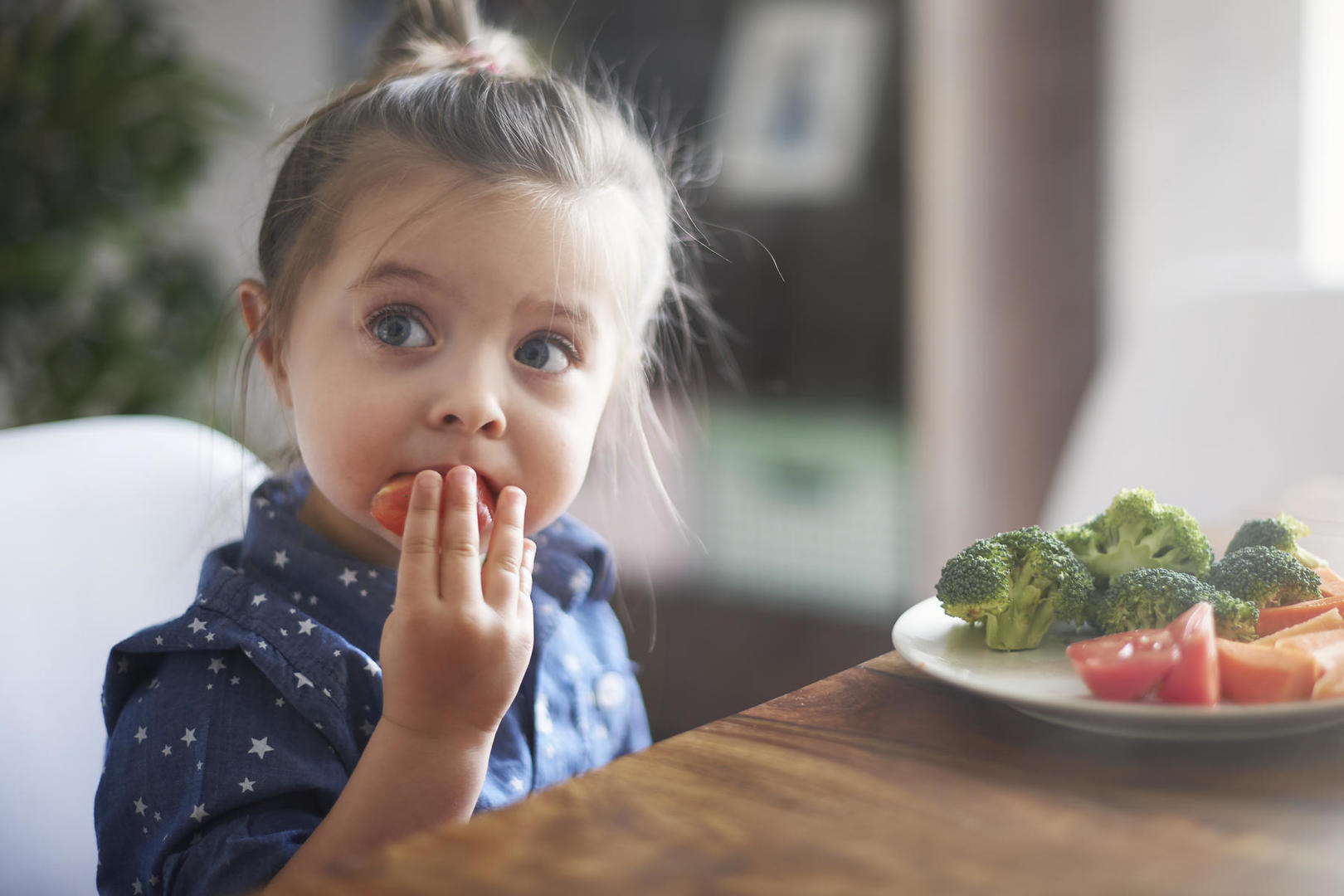 Bé bị táo bón ăn gì cho mau khỏi?