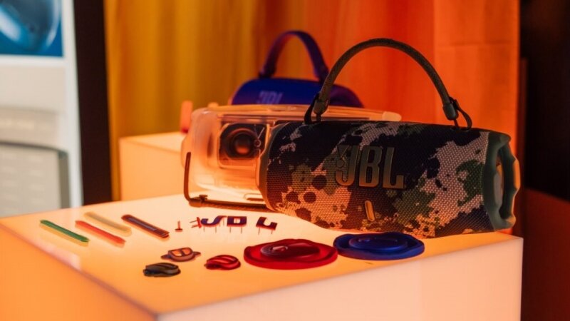 So sánh loa JBL Charge 6 và JBL Charge 5 – 8 lý do bạn nên nâng cấp
