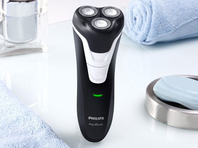 Máy cạo râu Philips nào tốt AT610