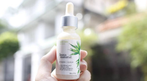 Serum InstaNatural Vitamin C with Hyaluronic Acid + Ferulic Acid - vừa trị thâm vừa trị mụn vừa chống lão hóa cực ưng
