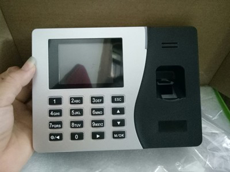 Máy chấm công vân tay Ronald Jack RJ 2200