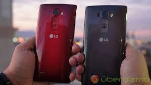 So sánh BlackBerry Passport và LG G Flex 2: Độc đáo về thiết kế