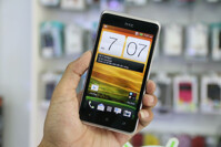 So sánh điện thoại di động HTC Desire L và Sony Xperia E4