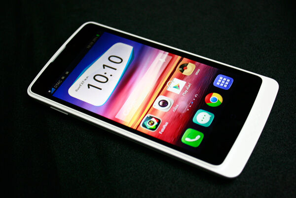 So sánh điện thoại di động Oppo Find Clover và Sony Xperia TX LT29i