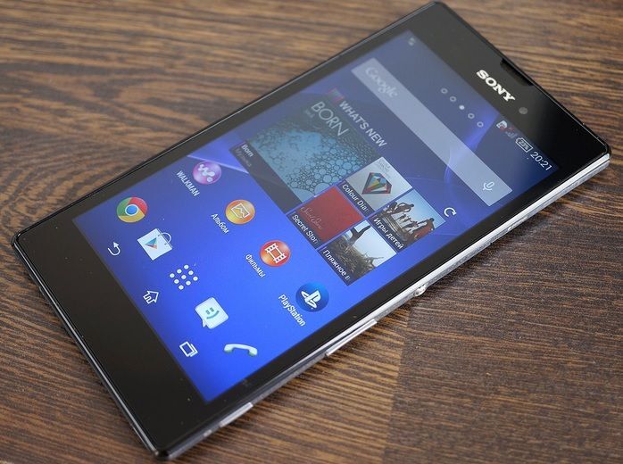 So sánh điện thoại giá rẻ Lumia 1320 và Sony Xperia T3