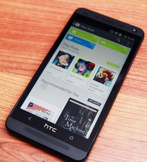 So sánh điện thoại Sony Xperia T2 Ultra và HTC One 802