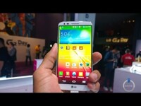 So sánh điện thoại Sony Xperia C C2305 và điện thoại LG Optimus G2 D802