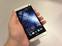 So sánh điện thoại Sony Xperia Z3 Compact và HTC One M7