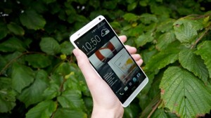 So sánh điện thoại Sony Xperia T2 Ultra Dual và HTC One Max