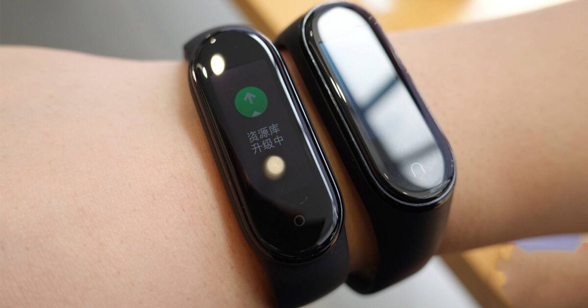 So sánh đồng hồ thông minh Xiaomi Mi Band 5 và Mi Band 4