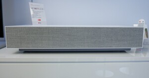 So sánh hai chiếc máy chiếu LG CineBeam HU85LS và Optoma CinemaX P2