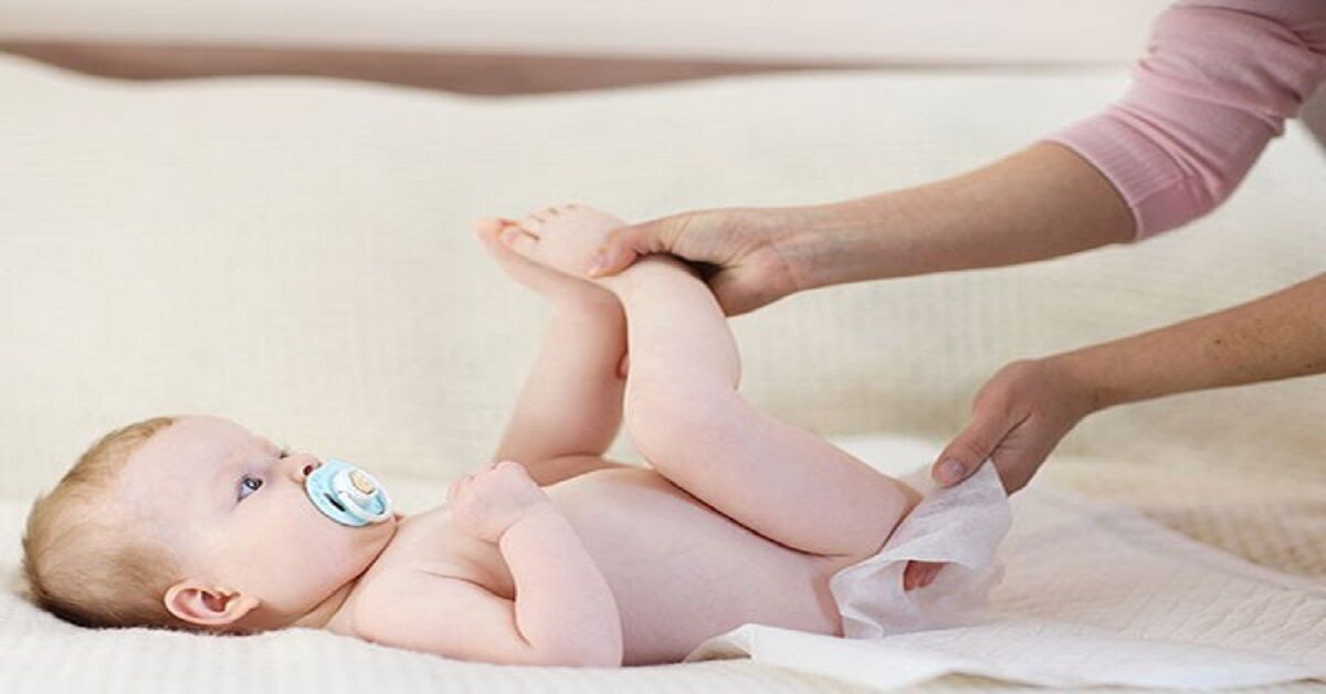 So sánh khăn ướt cho bé Bobby, Baby Care và Oma Baby, nên mua loại nào cho bé?