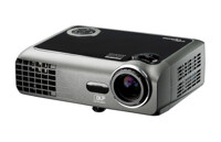 So sánh máy chiếu mini BenQ W1080ST và Optoma EW330