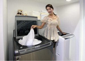 So sánh máy giặt Samsung WD752U4BKWQ/SV và LG WD18600