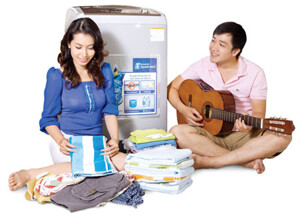 So sánh máy giặt Samsung WA11W9IEC và SANYO ASW-U780HT