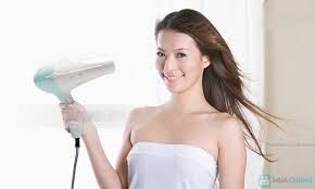 So sánh Máy sấy tóc Philips HP8102 vs Máy sấy tóc Panasonic EH-ND12-P645