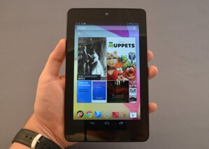 So sánh máy tính bảng Google Nexus 7 và Acer Iconia One 7