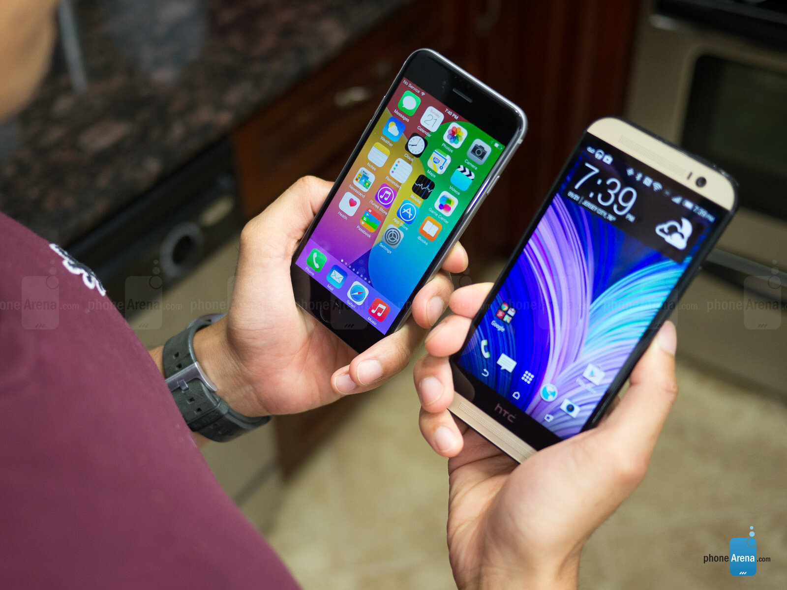So sánh những điểm thiệt hơn của HTC One E8 với siêu phẩm iPhone 6