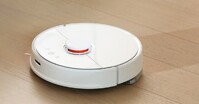 So sánh robot hút bụi Ecovacs Deebot DN55 và Xiaomi Roborock Gen 1