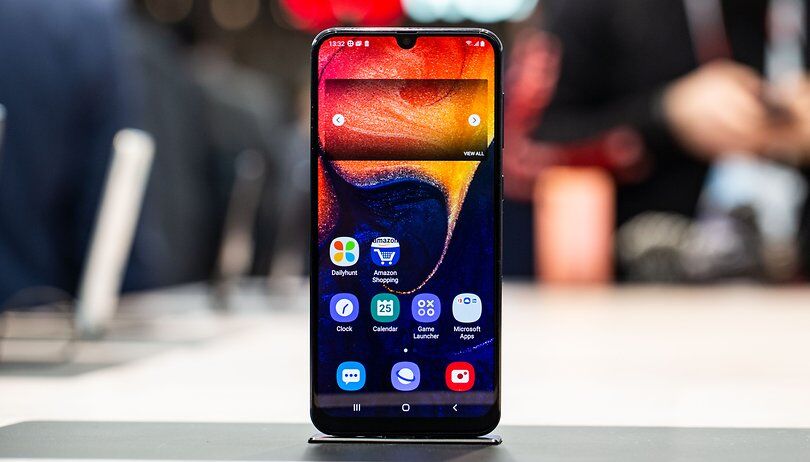 So sánh Samsung Galaxy A50 với Samsung Galaxy A30 mua sắm loại này đảm bảo chất lượng hơn