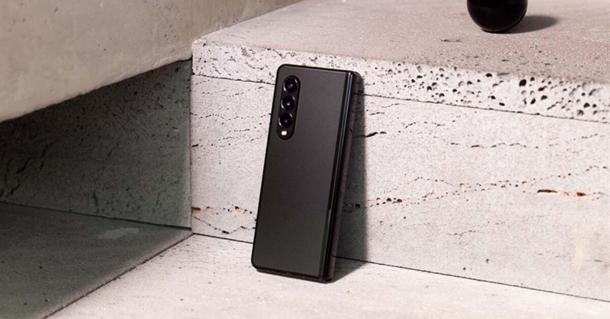 So sánh Samsung Galaxy Z Fold 3 với Z Fold 2, Z Fold: Có gì nâng cấp qua 3 thế hệ?