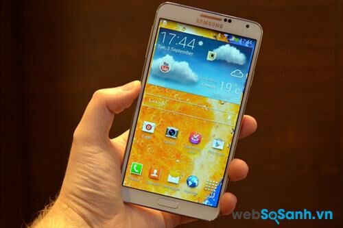 So sánh smartphone HTC One M7 và Samsung Galaxy Note 3