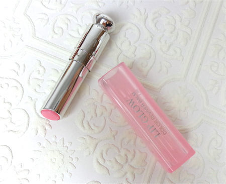 So sánh son dưỡng môi Dior Addict Lip Glow Color Reviver Balm và MAC Lip Conditioner
