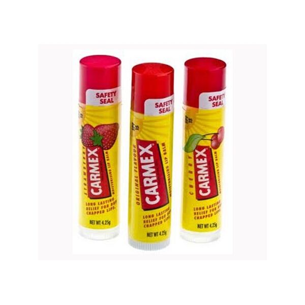 So sánh son dưỡng môi Smith’s Rosebud Salve và Carmex lip balm stick