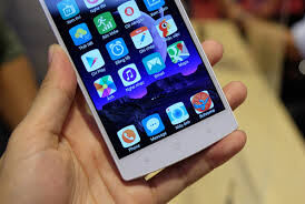 So sánh sự khác biệt giữa Bphone và LG G4