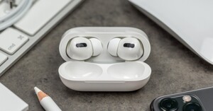 So sánh tai nghe AirPods Pro 2 và AirPods Pro: Nên nâng cấp hay không?